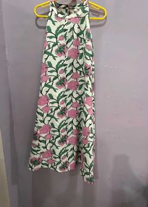 ✅ Floral Halter Dress