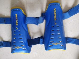 Football stockings+Shinguard+shoes