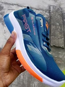 NAVY BLUE SPORTS SHOE FOR MEN