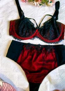 Red &amp; Black Lace Bra