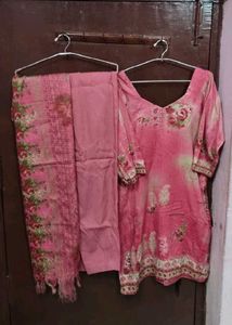 Beautiful Pink Floral Kurta Set