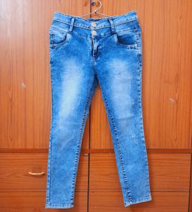 Stretchable Blue Jeans For Women