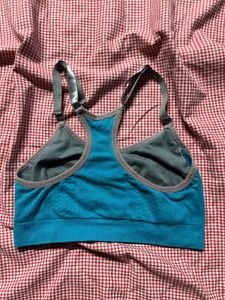 Comfortable Teal Sports Bra
