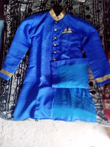 👕 Men's Blue Ethnic Kurta – Used, Good Condition