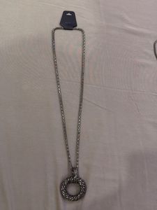 Set of 3 Elegant Necklaces
