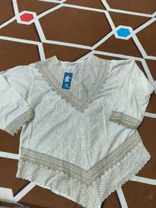 Elegant White Embroidered Kurta