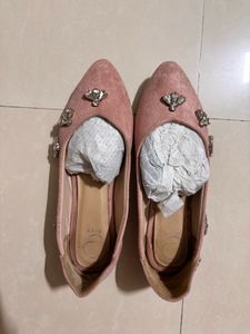 Diamond studded ballerinas