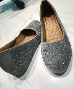 Grey Stone Bellies Heel For Women
