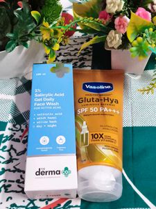 The Derma Co Face Wash and sunscreen combo