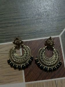 Earning For Partywear Or In Any Small Function With Either Kurtis Or Saree
