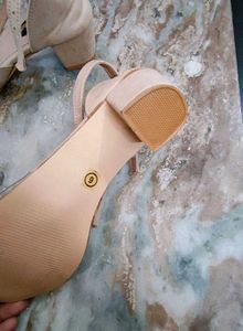 (New) Transparent Nude Heels