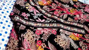 Elegant Floral Print Kurta Set