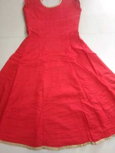 Elegant Red Embroidered Kurta Set