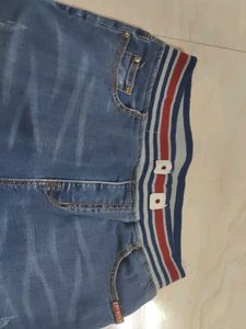 Blue Denim Knee-Length Shorts for women