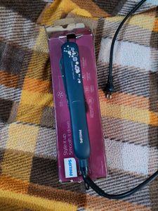 Philips Hair Straightener - Smooth &amp; Style