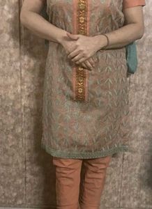 Embroidered Khadi cotton kurta set