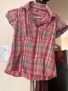 Chic Red & Gray  Button-Up fitted Shirt