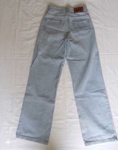 Light Wash straight fit Jeans