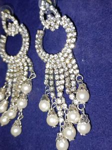 Stunning Dangle Earrings with Pearls