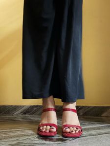 Grab it before sale end!!perfect for your Feet❤️