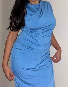 🐬🧵Elegant Ruched Blue Midi Dress