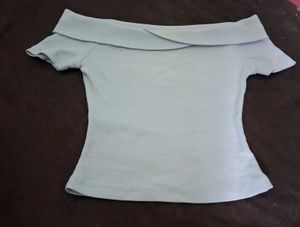 Off-Shoulder Ribbed Knit Top [XS]