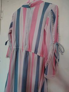 Chic Striped Maxi Dress with Cold Shoulder