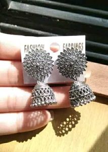 Combo set of 4 Oxidized Silver Classy Earrings..