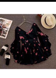 Chic Black Floral Bell Sleeve Dress