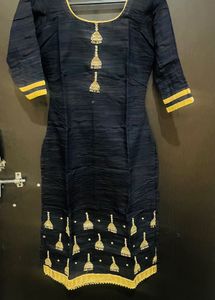 Elegant Black Kurta with Gold Embellishments