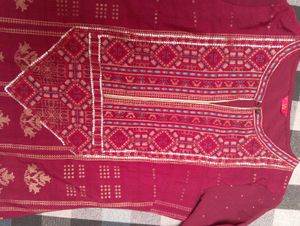Elegant Embroidered Kurta Set