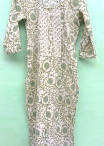 Elegant Floral Print Kurta pajama 💚✨
