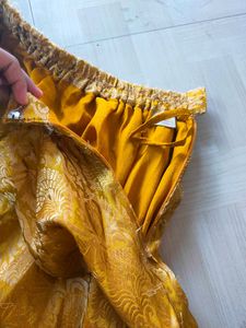Golden Ghaghara 💛