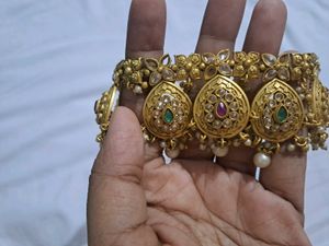 Premium Golden Neckpice And Mangtikka