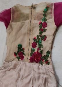 Elegant Floral Print Ethnic Gown