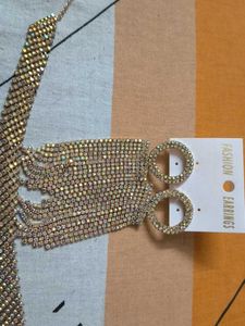 Stunning Gold-toned Jewellery Set
