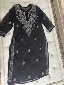 Black Embroidered Kurta