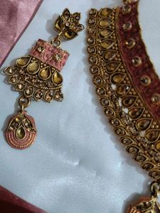 Peach Necklace Set with earrings