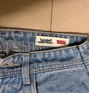 Levi’s Light Blue Jeans