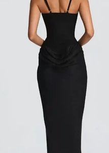 Elegant Black Maxi Dress