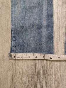 Ma1073 Hot jeans waist 28 inches