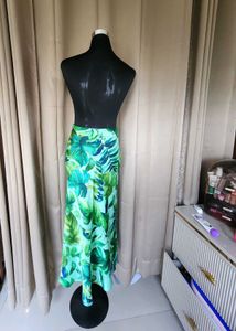 Tropical Print Midi Skirt
