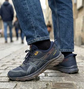 Sport Shoes