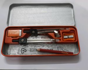 Camlin SCHOLAR Geometry Box