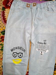 Cute Light Wash Jeans