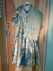 Ethinc Florals Gown With Inner