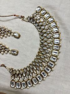 Exquisite Kundan Necklace &amp; Earring Set