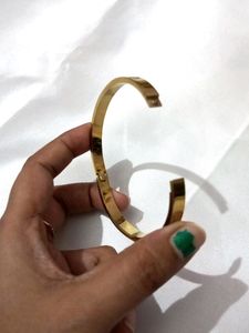 Golden Handcuffs With Ad Stone