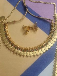 Elegant Gold Coin Necklace Set