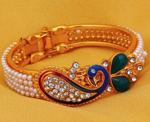 Elegant Gold-Plated Bangle